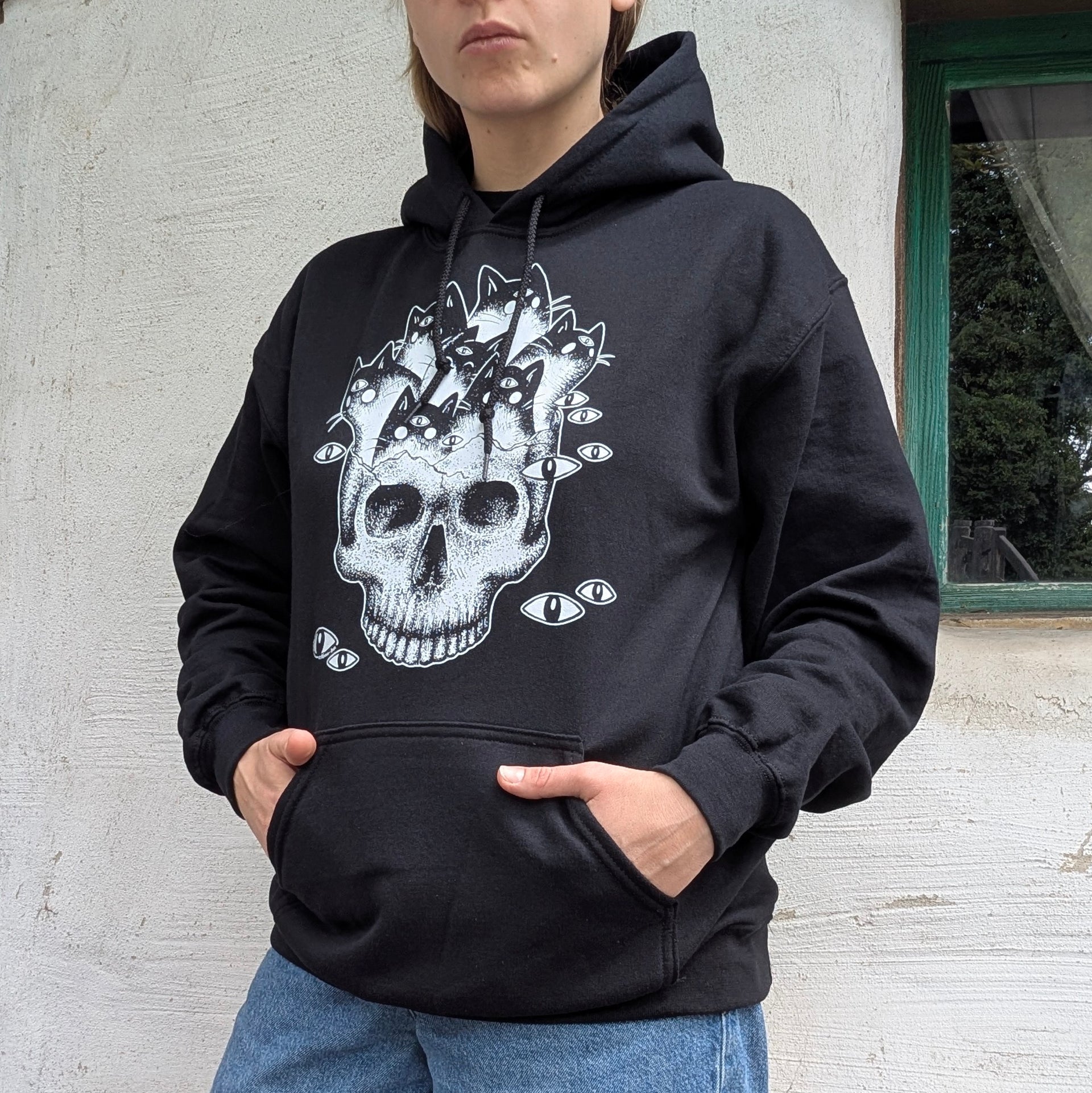 Hoodie Haunted - Skull